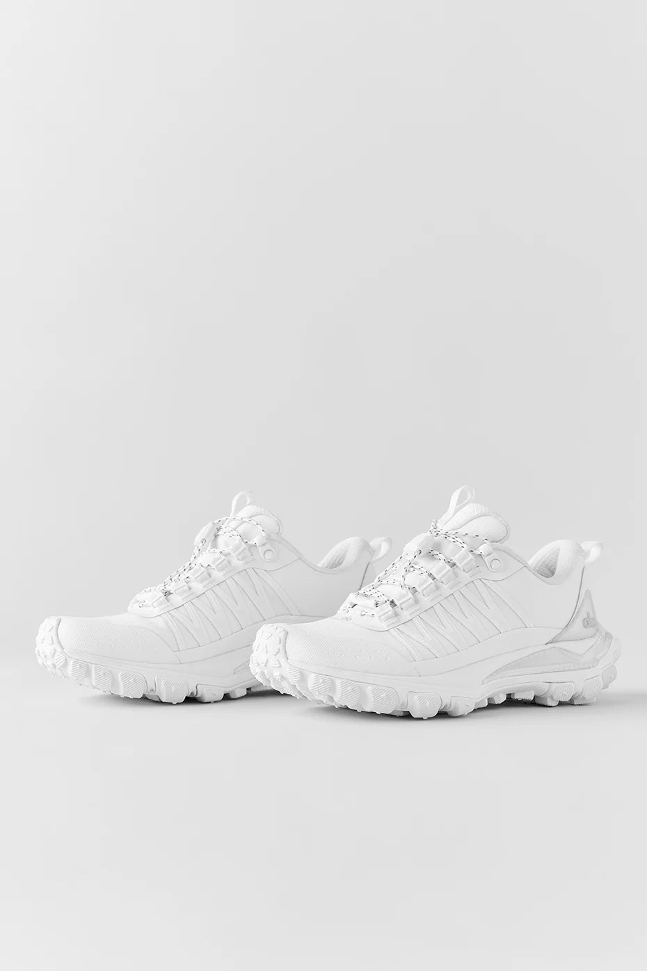 Alo Trail Sneaker – White