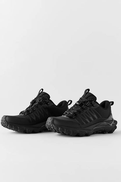 Alo Trail Sneaker – Black